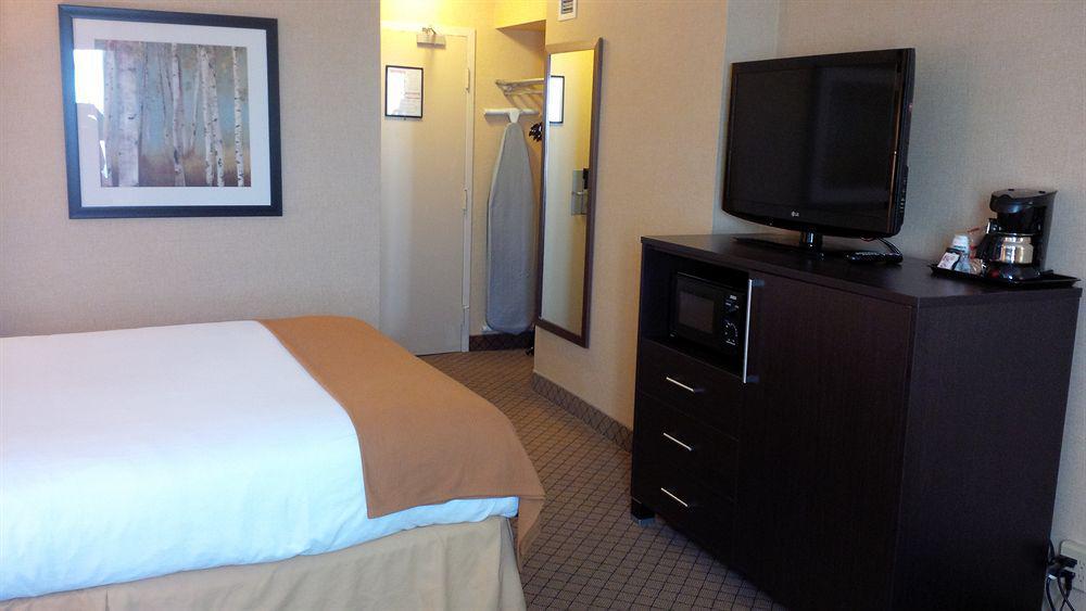 Holiday Inn Express Hamilton-Stoney Creek 외부 사진